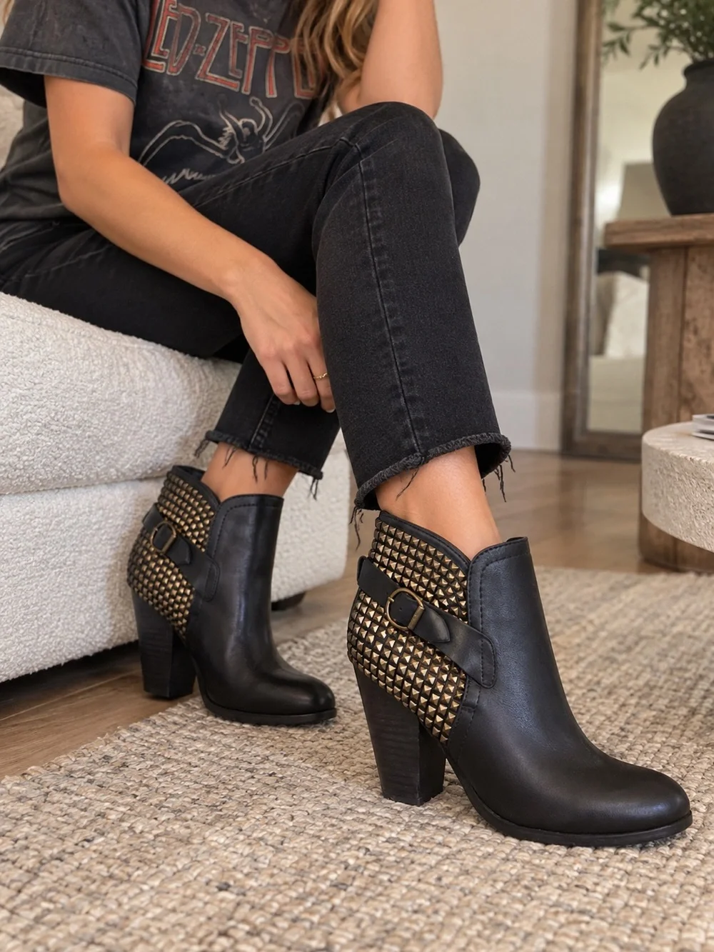 Steve Madden sleek black